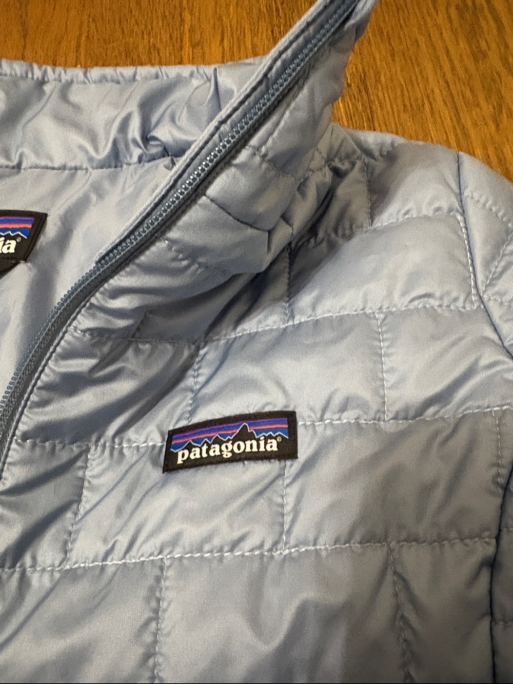 Patagonia Women's Light Blue Quilted Puffer Jacket size large - Picture 3 of 3